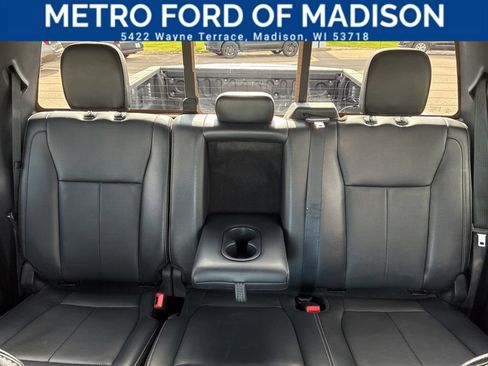 Used 2022 Ford F250 Lariat w/ Black Appearance Pkg AWD/4WD image 40