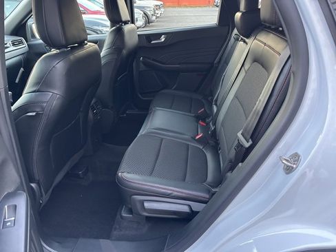 New 2025 Ford Escape ST-Line w/ Tech Pack #1 image 30