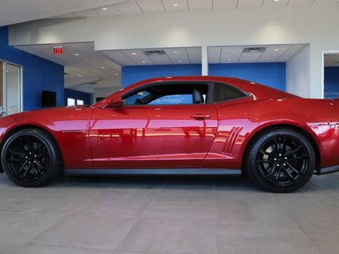 Used 2013 Chevrolet Camaro ZL1 RWD image 7
