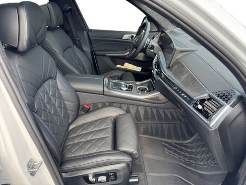 New 2026 BMW X7 xDrive40i w/ Executive Package image 22