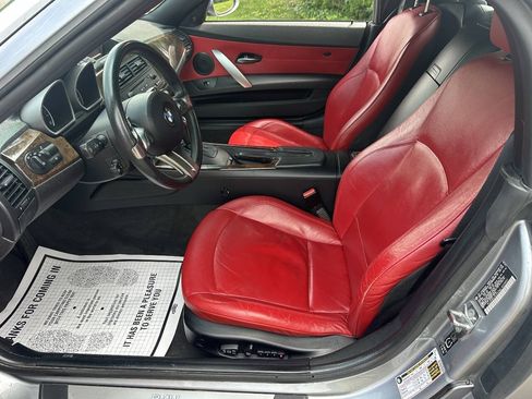 Used 2006 BMW Z4 3.0si RWD image 12