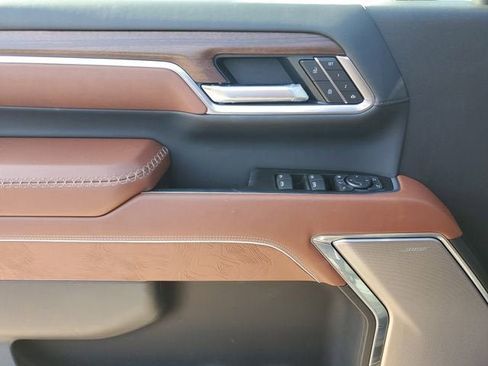 New 2026 GMC Sierra 3500 Denali Ultimate AWD/4WD image 18