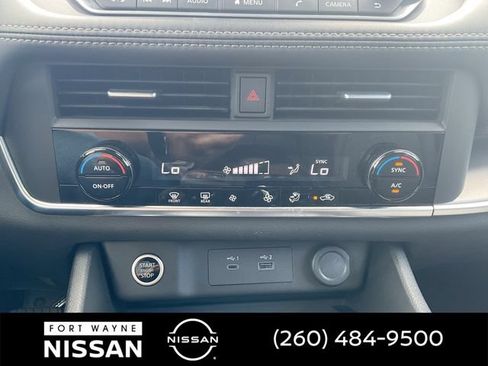 Certified 2023 Nissan Rogue SV AWD/4WD image 18