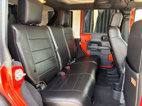 Used 2009 Jeep Wrangler Unlimited Rubicon w/ Trailer Tow Group image 28