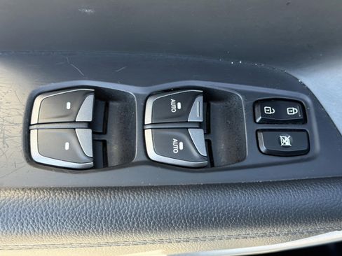 Used 2016 Hyundai Santa Fe Limited w/ Option Group 04 image 29