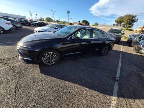 Used 2025 Hyundai Sonata SEL image 3