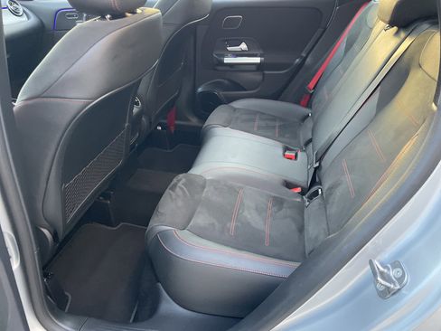 Certified 2025 Mercedes-Benz GLA 35 AMG 4MATIC image 38