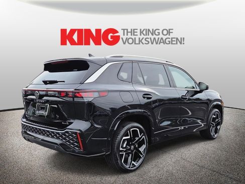 New 2026 Volkswagen Tiguan SEL R-Line AWD/4WD image 3