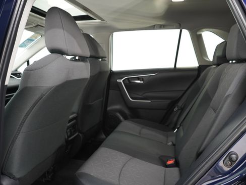 Used 2025 Toyota RAV4 XLE w/ Convenience Package AWD/4WD image 15