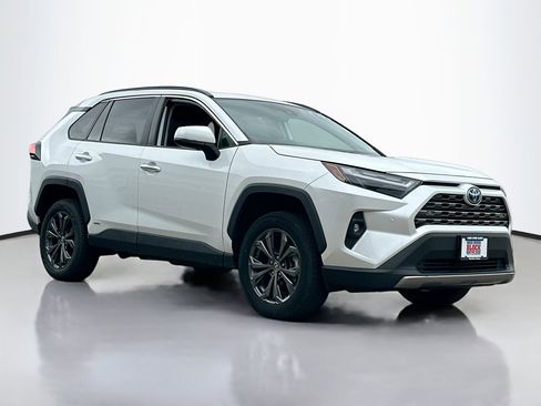 Used 2023 Toyota RAV4 Limited image 1