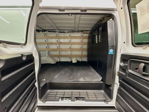 Used 2025 Chevrolet Express 2500 w/ Driver Convenience Package RWD image 25