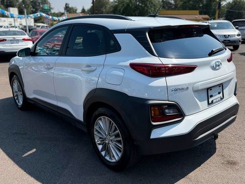 Used 2021 Hyundai Kona SEL FWD image 3