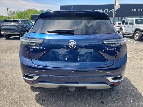 Used 2022 Buick Envision Avenir w/ Technology Package II AWD/4WD image 4