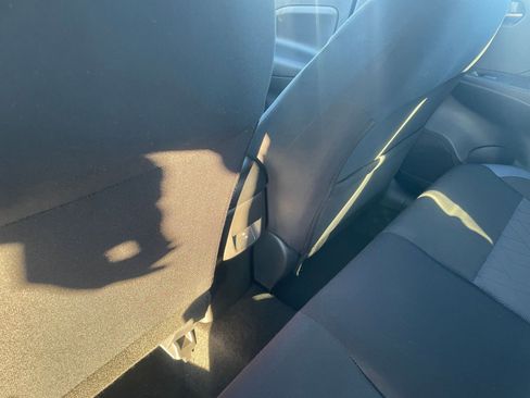 Used 2025 Nissan Versa SV image 22