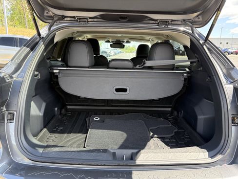 Certified 2025 Subaru Crosstrek 2.5i Limited w/ Popular Package #3A AWD/4WD image 12