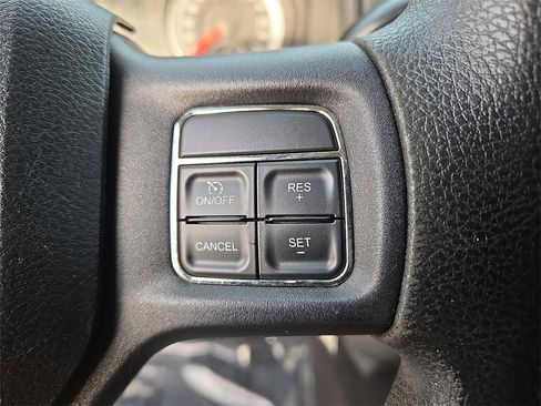 Used 2014 RAM 1500 Express image 21