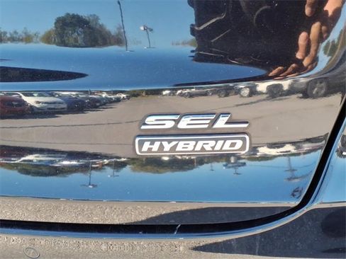 Used 2020 Ford Fusion SEL image 8