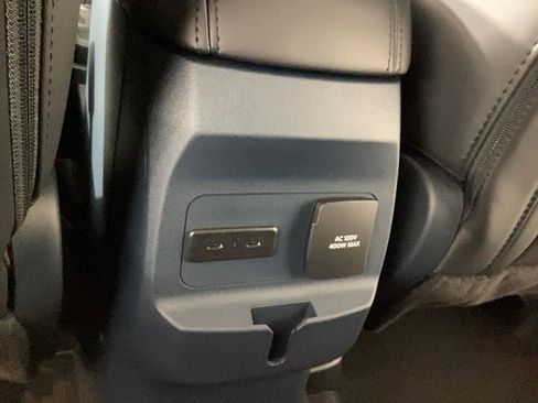 New 2025 Ford Maverick Lariat w/ Black Appearance Package image 14