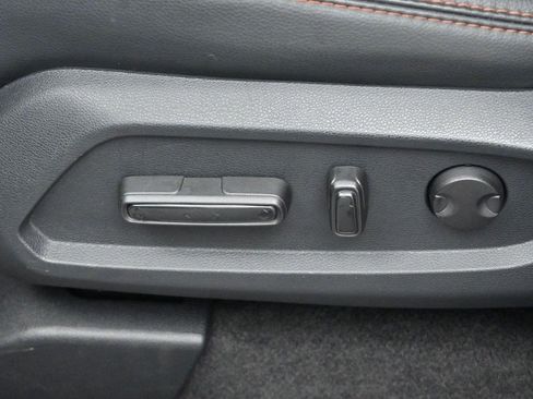 Used 2024 Honda Pilot TrailSport image 16