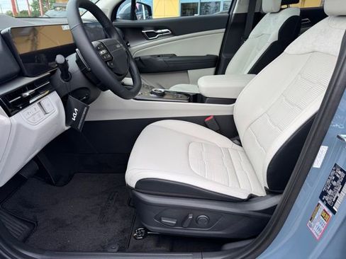 New 2026 Kia Sportage SX Prestige AWD/4WD image 16