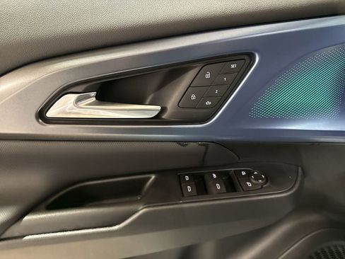 New 2026 Chevrolet Equinox EV LT w/ Convenience Package II image 22