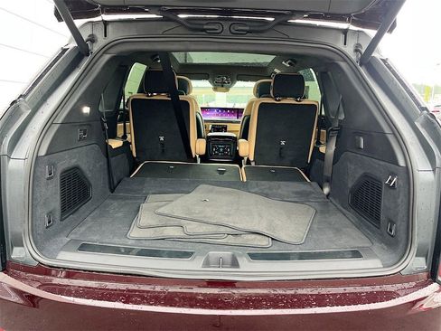 New 2025 Cadillac Escalade IQ Sport 2 w/ LPO, ONYX Package image 28