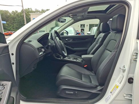 Certified 2024 Honda Civic Touring image 13
