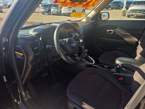Used 2015 Kia Soul image 16