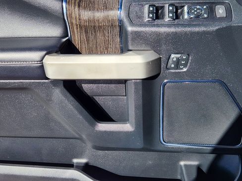 Used 2021 Ford F350 Lariat w/ Lariat Ultimate Package image 7