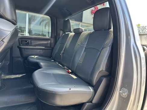 Used 2022 RAM 3500 Tradesman w/ Chrome Appearance Group AWD/4WD image 34