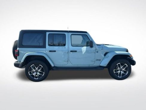 Used 2024 Jeep Wrangler Unlimited w/ Convenience Group image 8