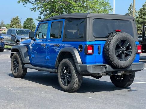 Used 2022 Jeep Wrangler Unlimited Sport w/ Uconnect 4C Nav & Sound Group AWD/4WD image 10