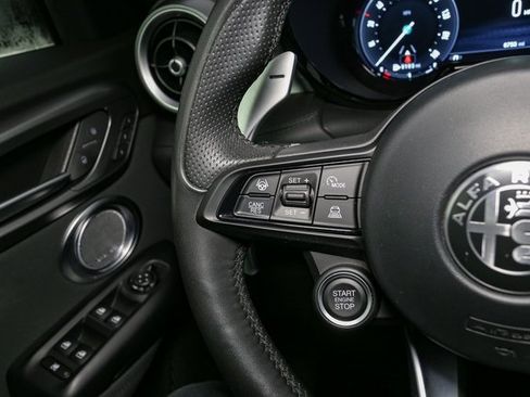 Used 2024 Alfa Romeo Tonale Veloce image 33