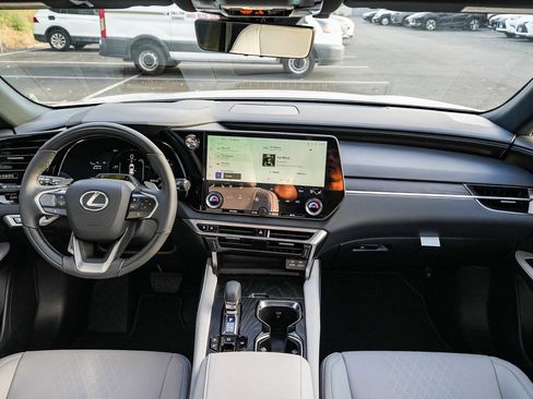 New 2026 Lexus RX 350 image 11