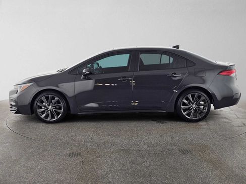 Used 2025 Toyota Corolla XSE FWD image 6