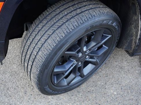 Used 2023 Jeep Grand Cherokee 30th Anniversary image 13