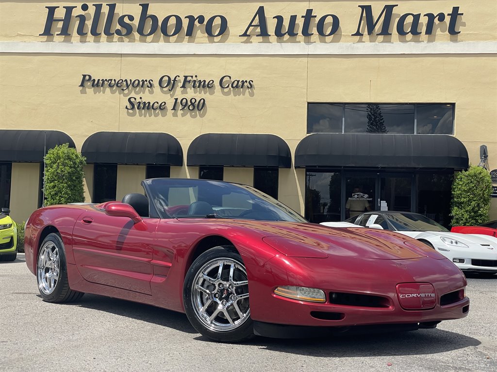 Used 2002 Chevrolet Corvette Convertible w/ Preferred Equipment Group2 RWD image 1