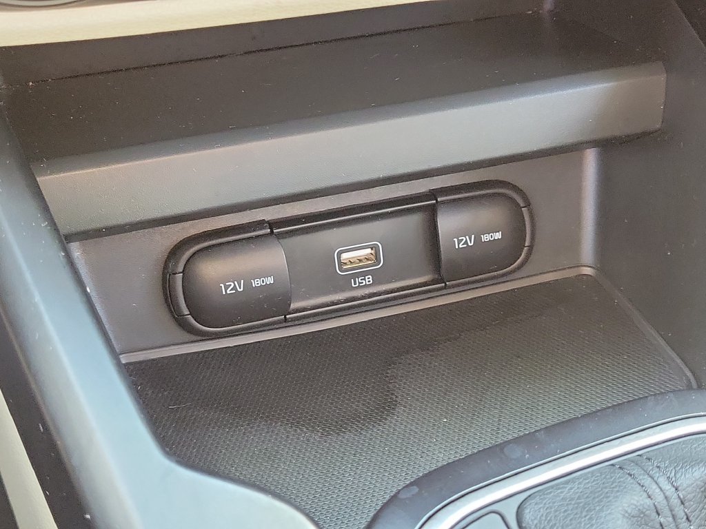 Used 2022 Kia Soul LX FWD image 24