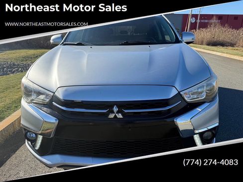 Used 2018 Mitsubishi Outlander Sport SE image 1