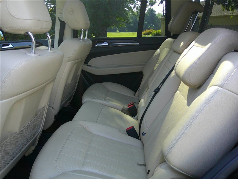 Used 2019 Mercedes-Benz GLS 450 4MATIC image 18
