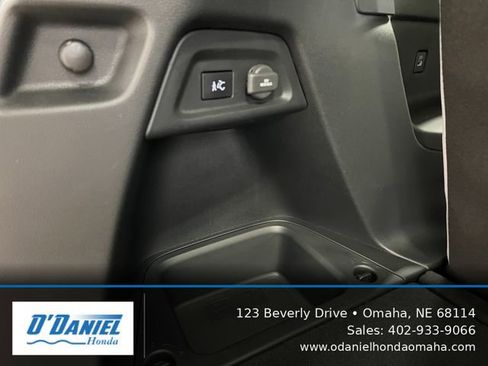 Used 2025 Honda Pilot Elite image 40