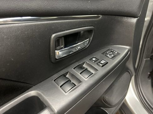 Used 2020 Mitsubishi Outlander Sport ES FWD image 26