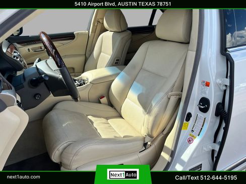 Used 2017 Lexus LS 460 w/ Comfort Package RWD image 17