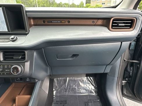 Used 2024 Ford Maverick Lariat FWD image 28