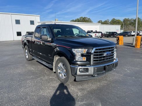 Used 2017 Ford F150 XLT w/ Equipment Group 302A Luxury image 1