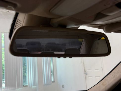 Used 2014 Mercedes-Benz E 350 Sedan w/ Premium 1 Package image 34