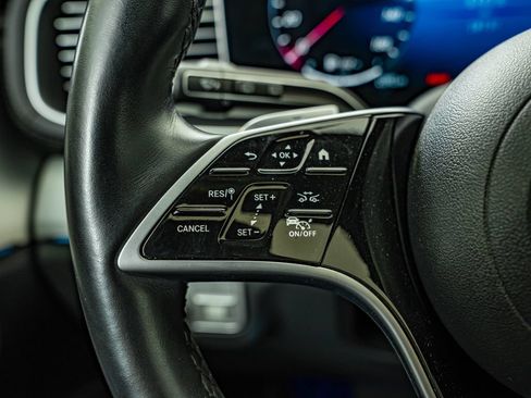 Certified 2024 Mercedes-Benz GLS 450 4MATIC image 21