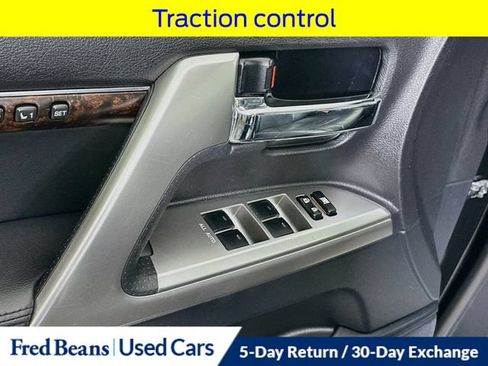 Used 2014 Toyota Land Cruiser AWD/4WD image 23