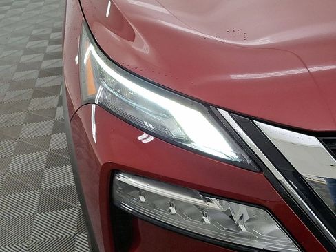 Used 2023 Nissan Rogue SV w/ SV Premium Package image 28