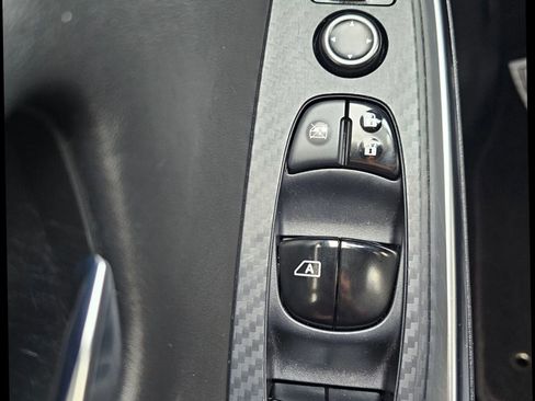 Used 2020 Nissan Sentra SR w/ Lighting Package image 18